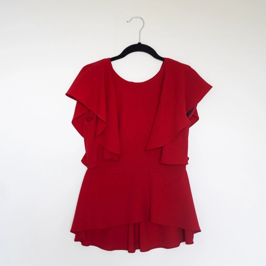 Röd volangtopp från Zara i M
