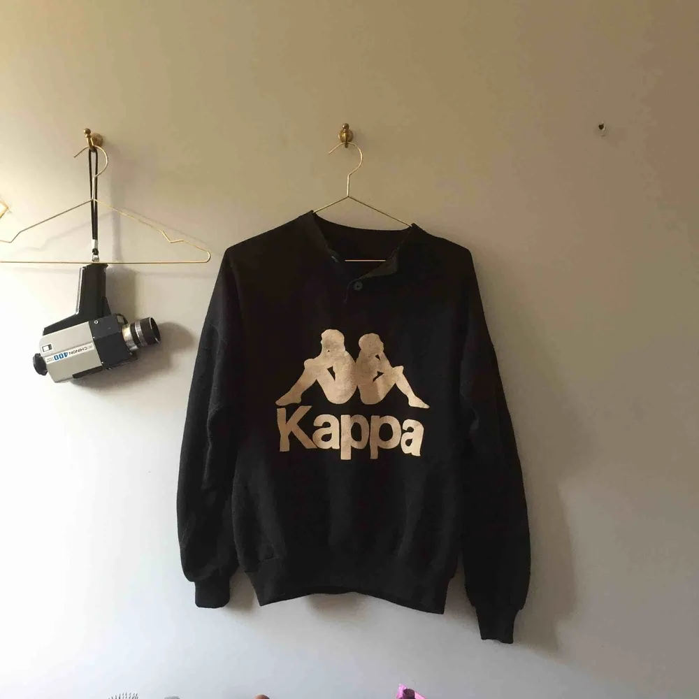 Vintage Kappa-sweatshirt! . Tröjor & Koftor.