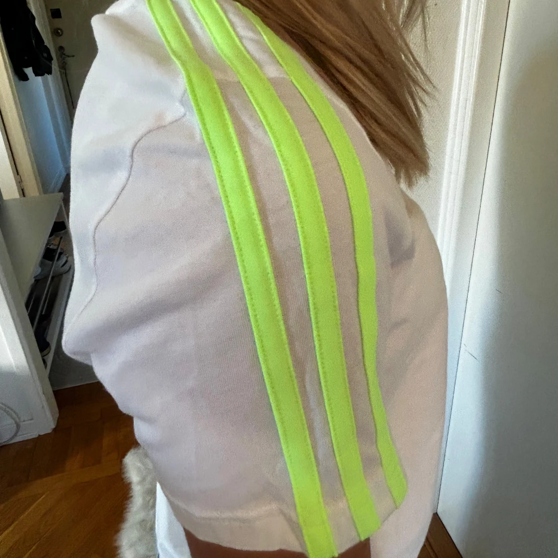 Vit t-shirt från Adidas - 91