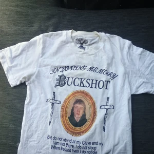 Buckahot rröja legit - Pasaar sif