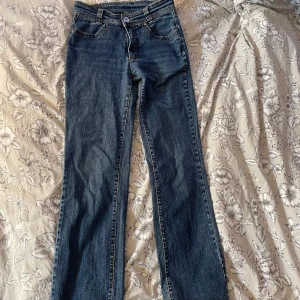 Fina jeans - Jättefina jeans som är lite högmidjade
