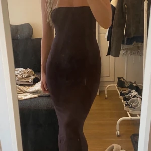 Långklänning/långkjol - Går att använda som klänning och Långkjol, jag är 163cm