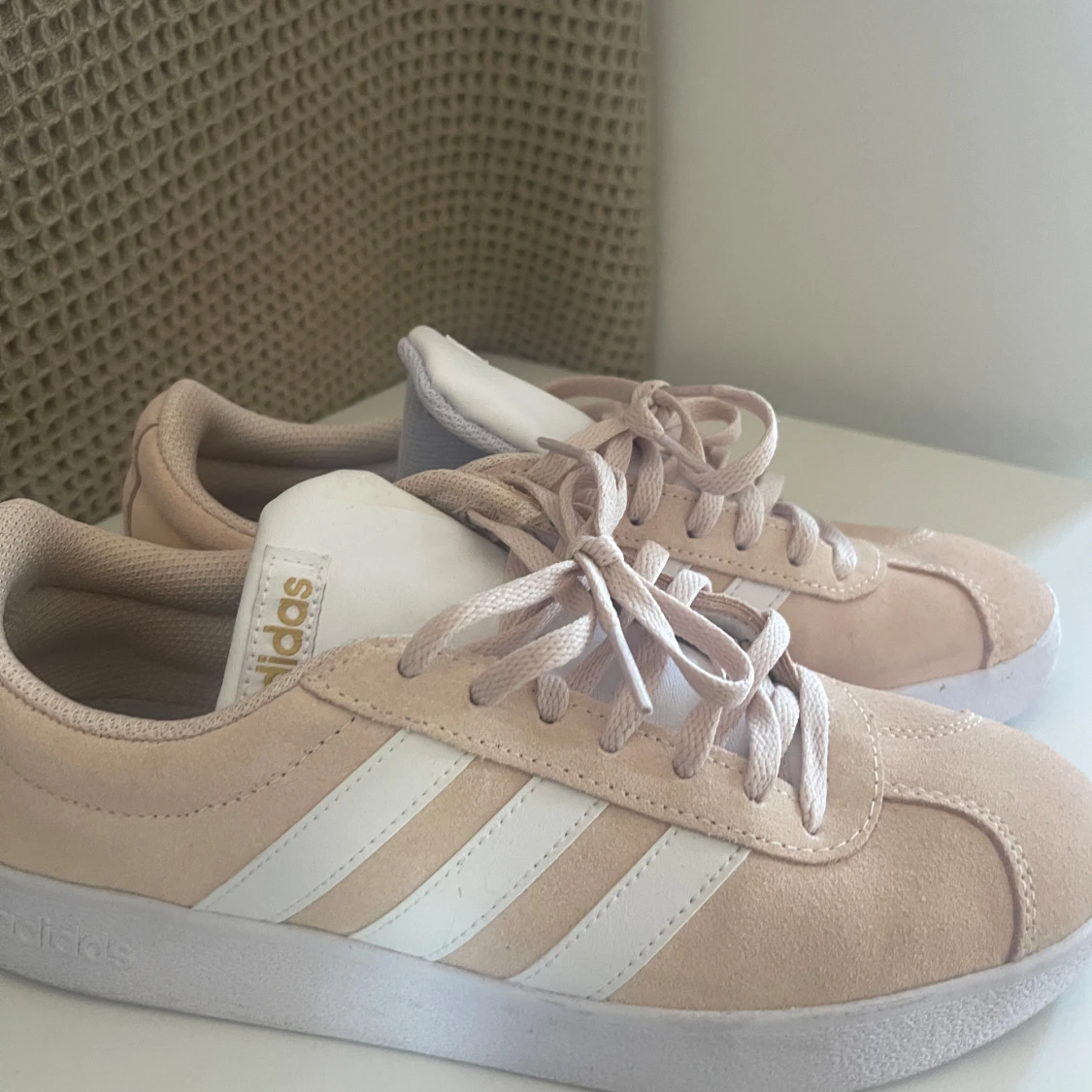 Adidas skor