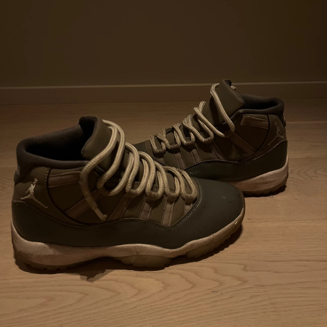 Jordan 4s, 5s och 11s - 90