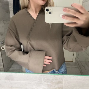 Jacka/kofta  - Jacka/kofta från Gina 🥰