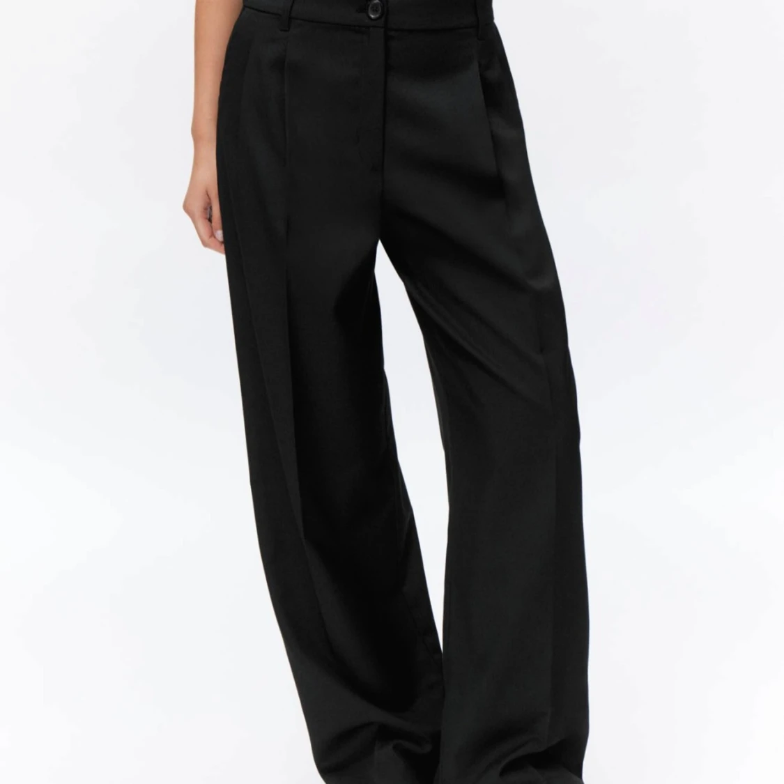 Svarta kostymbyxor - 90
