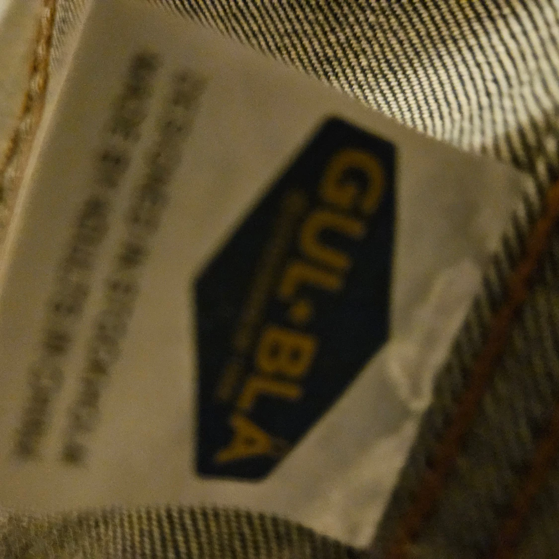 Mörkblå jeansjacka från Gul & Blå - 91