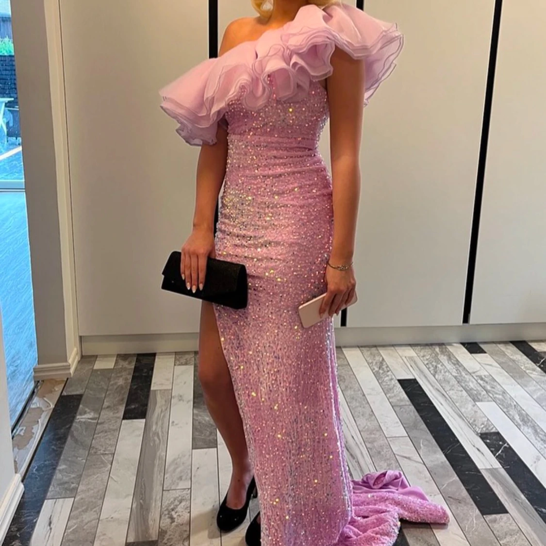Rosa/lila glittrig balklänning