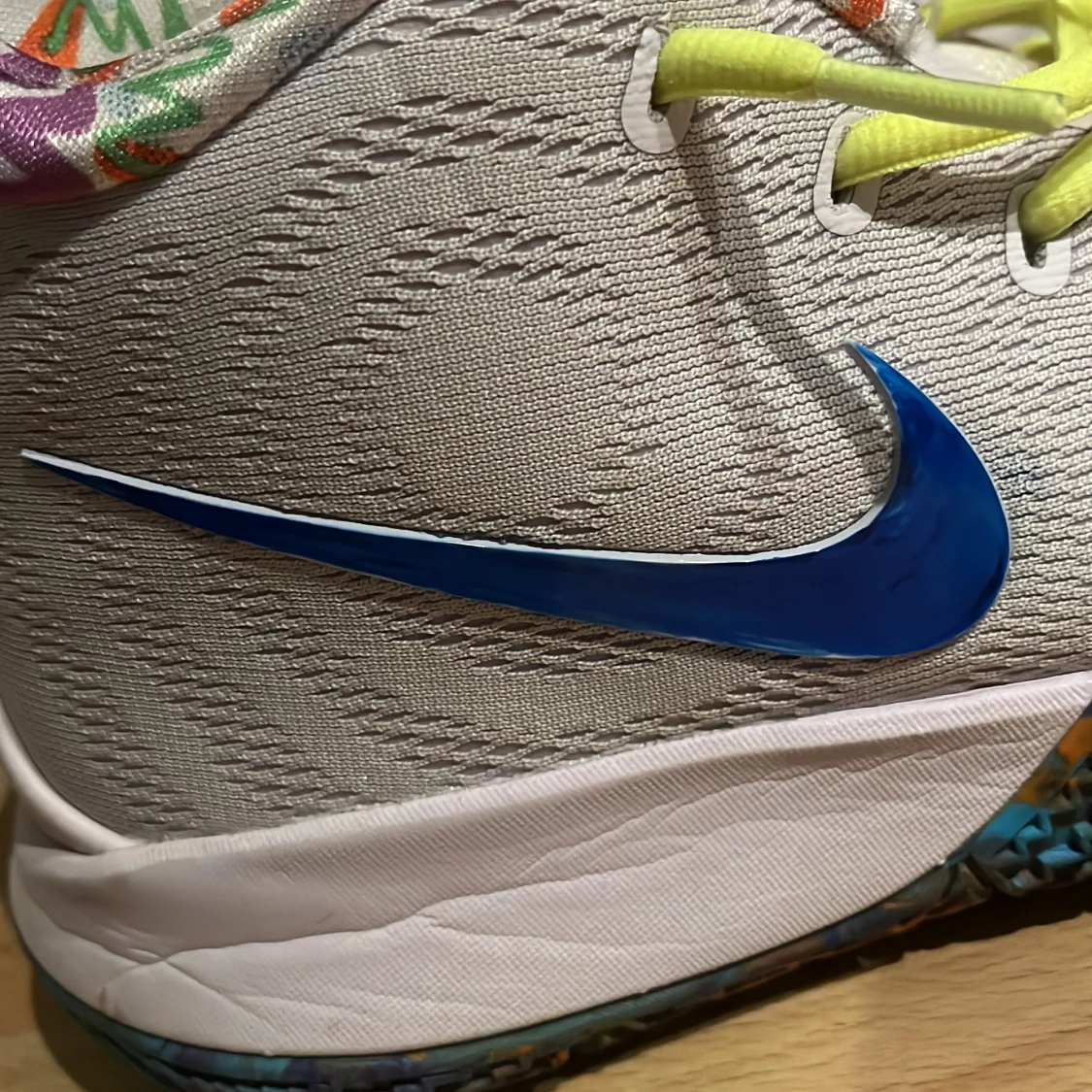 Färgglada sneakers från Nike - 2