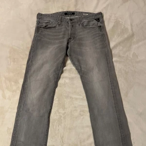 Replay Jeans - Gråa Replay Jeans, Modellen Waitom, Storlek W33/L32, Bra Skick, Nypris 1200kr