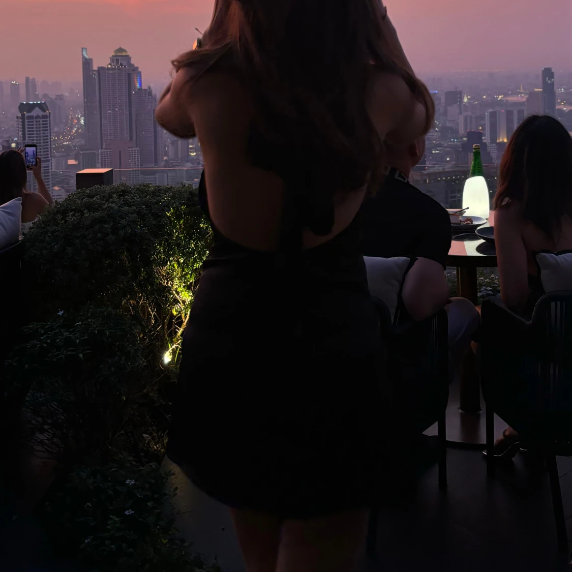 Svart cocktail klänning - 2