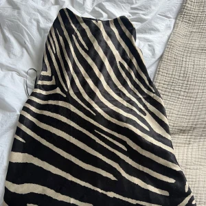 Zebra tppp - Cool topp med zebra mönster från HM