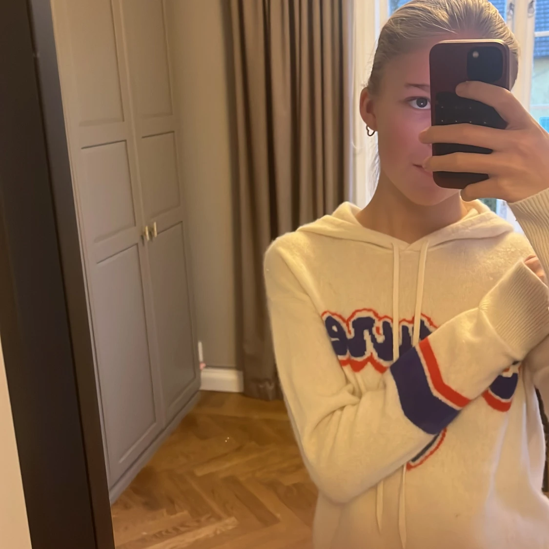 Vit hoodie från From Future - 92