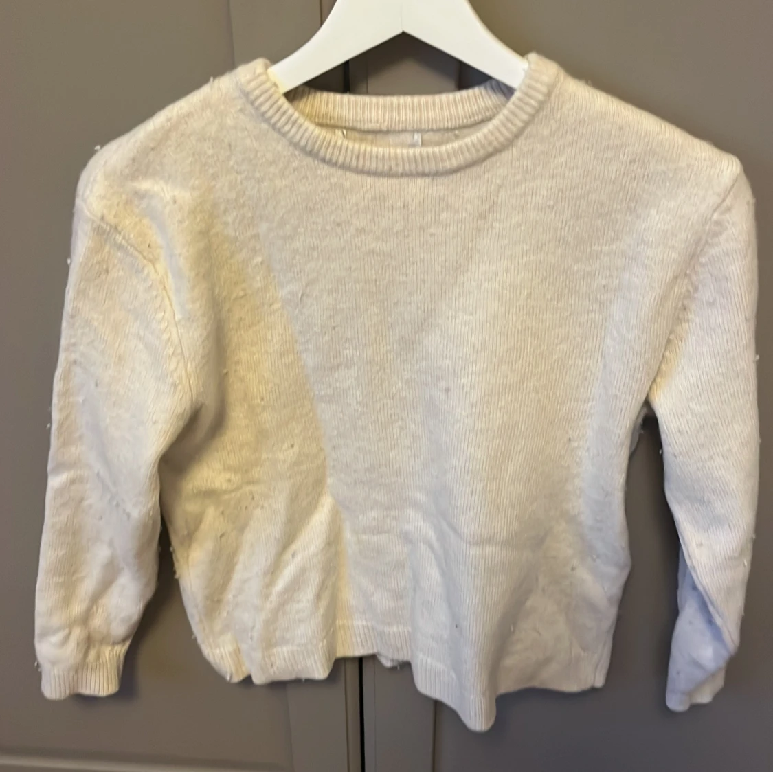 Vit stickad tröja - 90