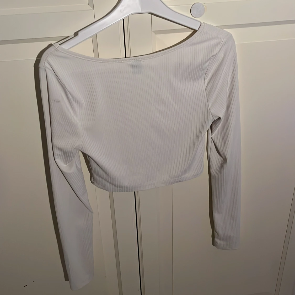 Vit ribbad topp  - 91