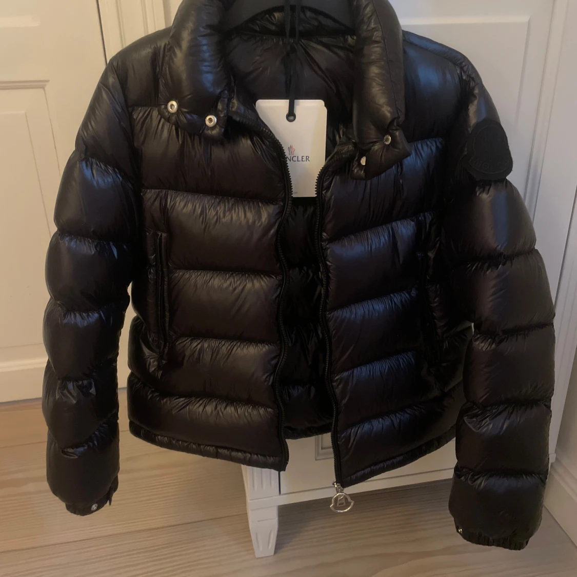 Svart dunjacka från Moncler - 90