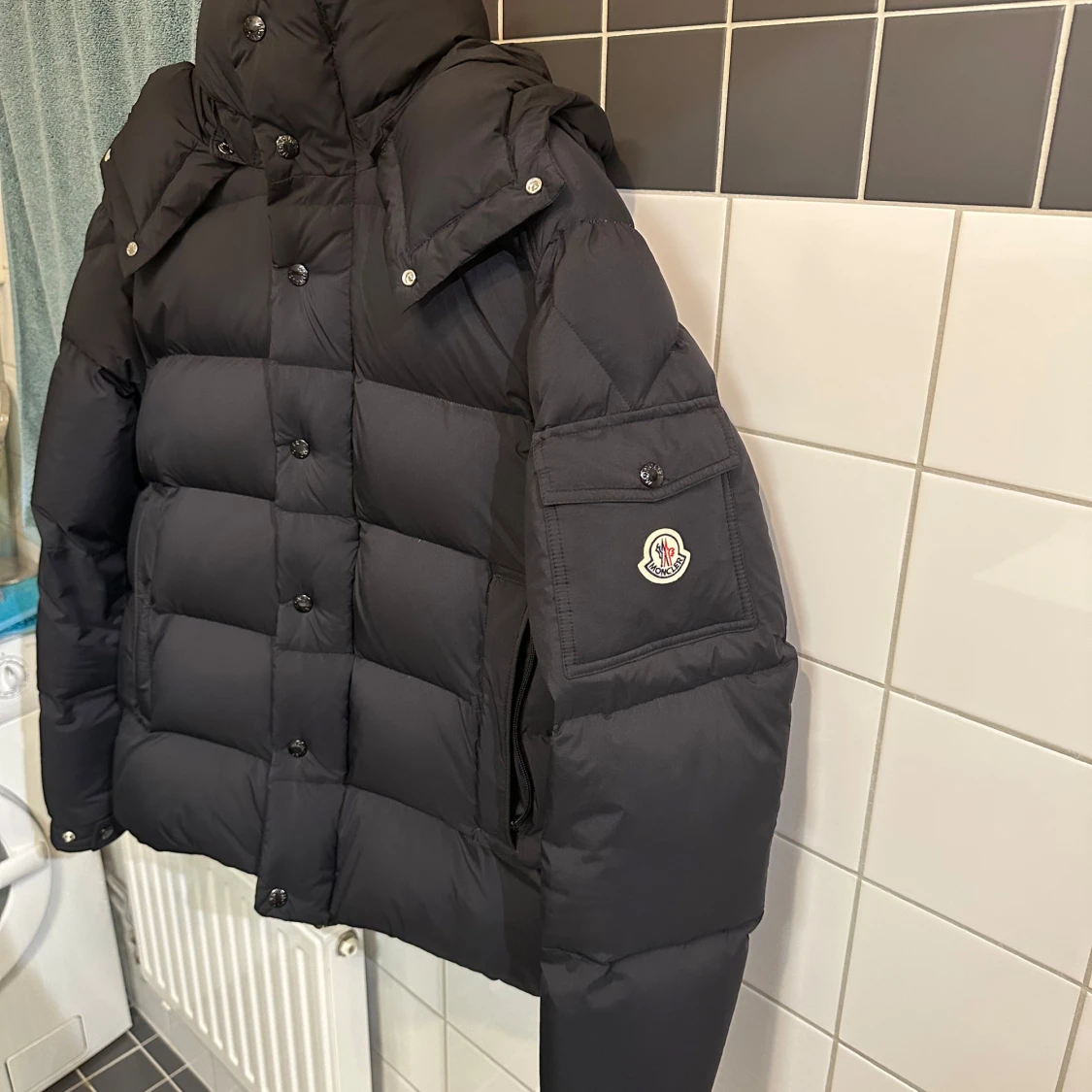Svart dunjacka från Moncler - 1