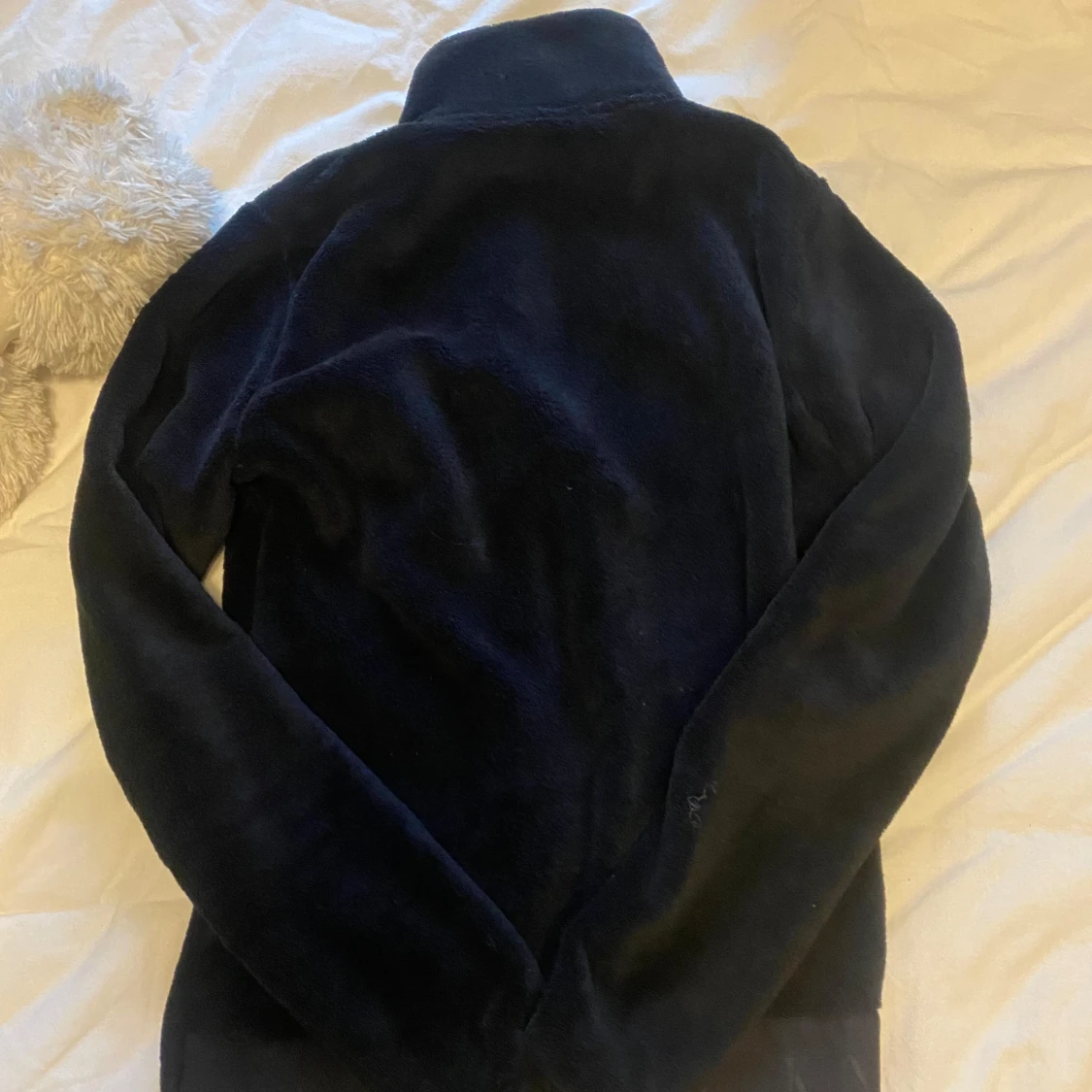 Svart fleecejacka från Kingsland - 92