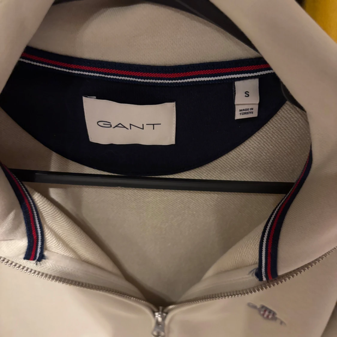 Beige ziptröja från GANT - 90