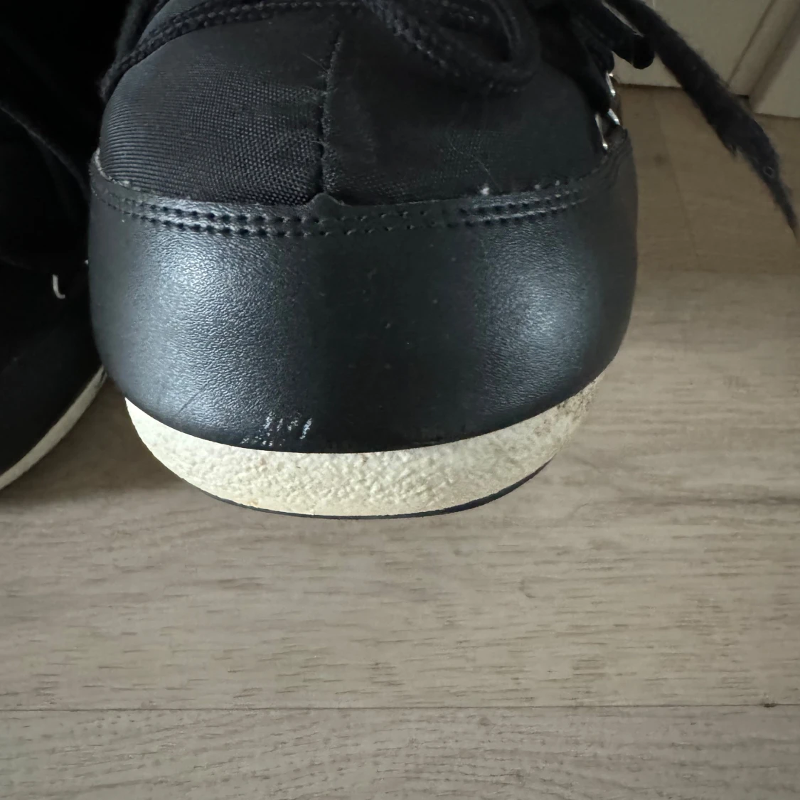Moon boots  - 90
