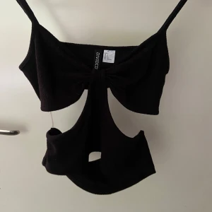 Svart linne  - Från hm, fint skick❤️