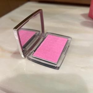 Dior Backstage Rosy Glow 001 pink  - Helt ny, orörd. Går ej ner i pris 
