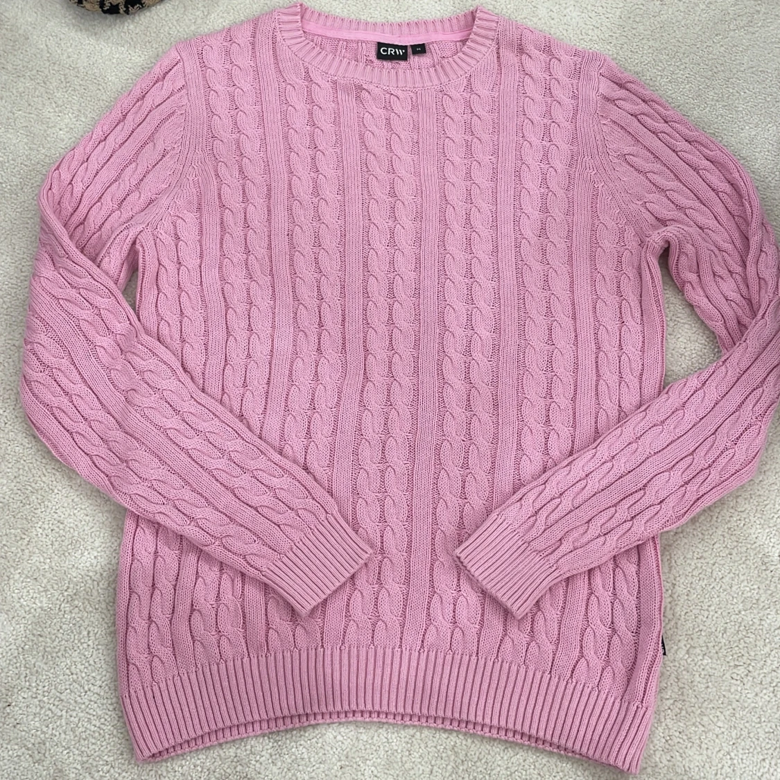 Rosa stickad tröja från CRW