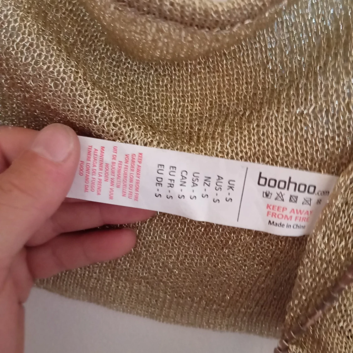 Guldig metallic topp från Boohoo - 92