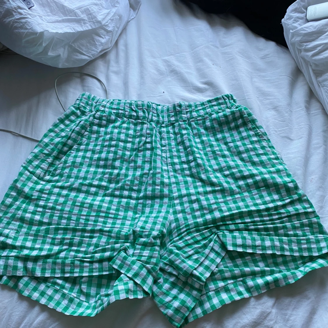 Gröna rutiga shorts från Lindex
