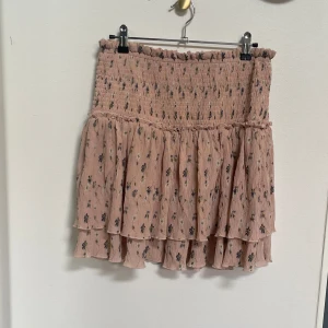 NA-KD Minikjol - En minikjol från NA-KD.