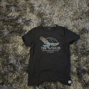 T-shirt - Det är en T-shirt storlek s 