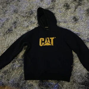 Hoddie - En hoddie som är bra skick storlek S