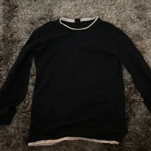 Tröja - En bra tröja som är stickad. Storlek xs 