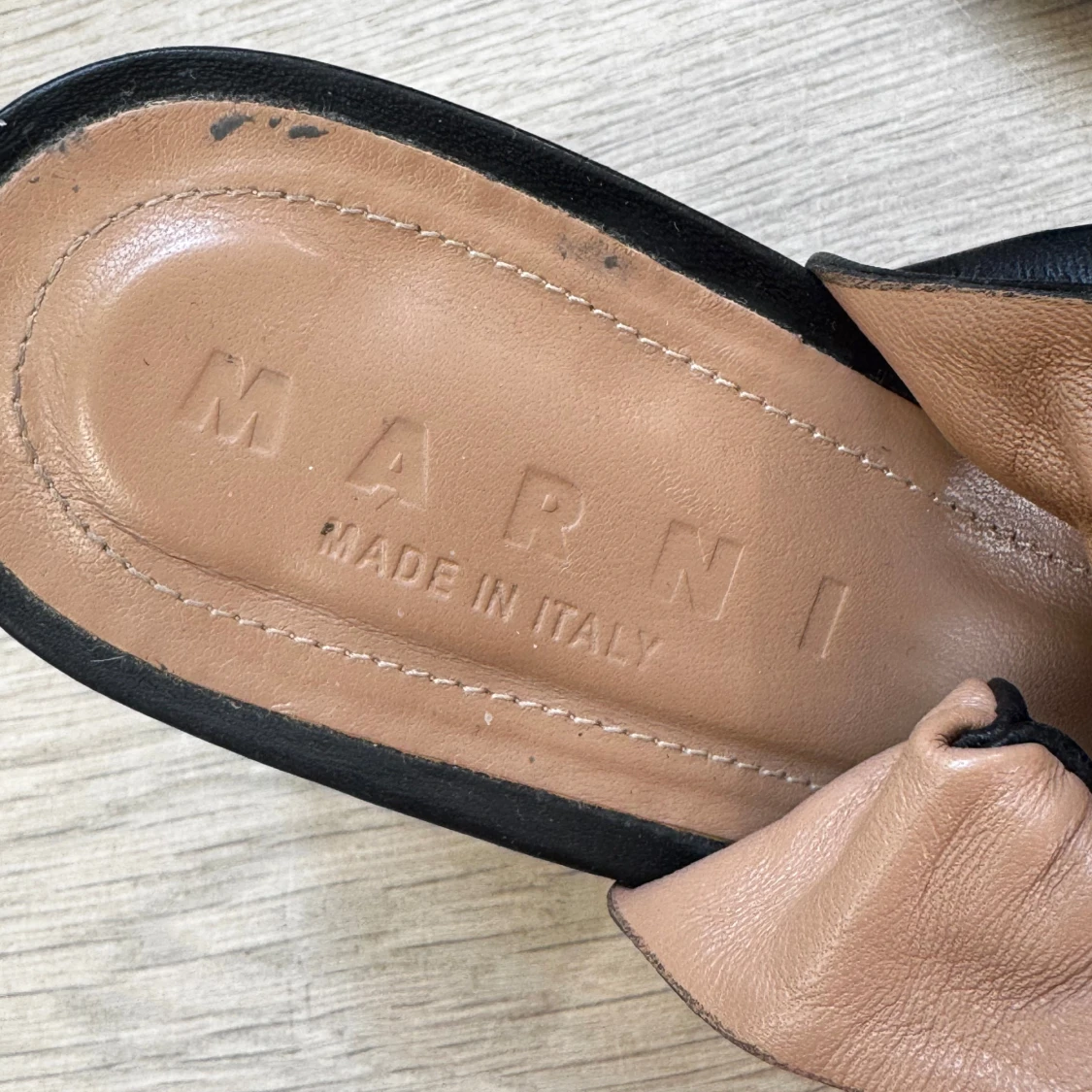 Svarta läderskor från Marni - 91