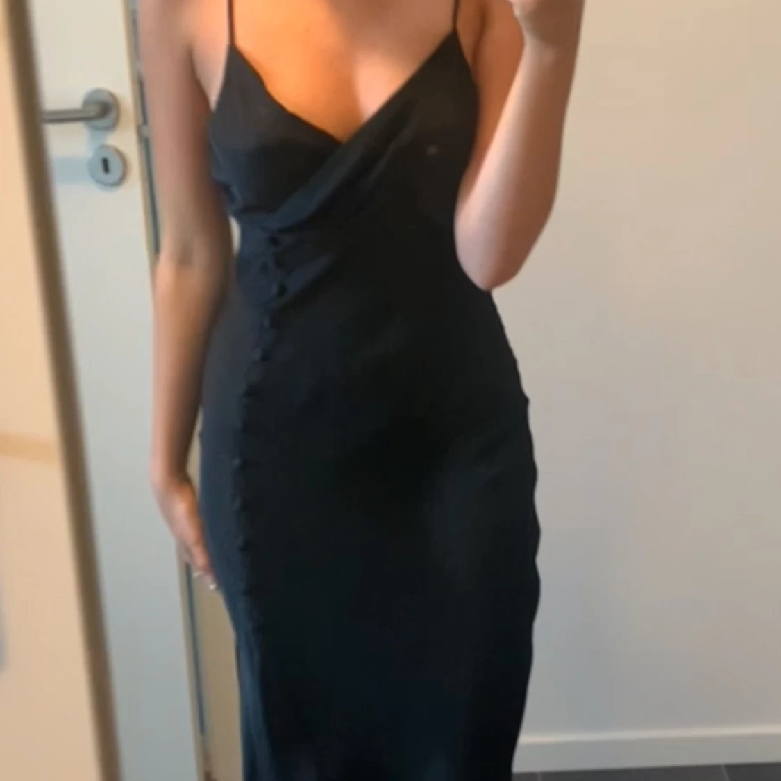 Figursydd satinklänning, zara Stl 34