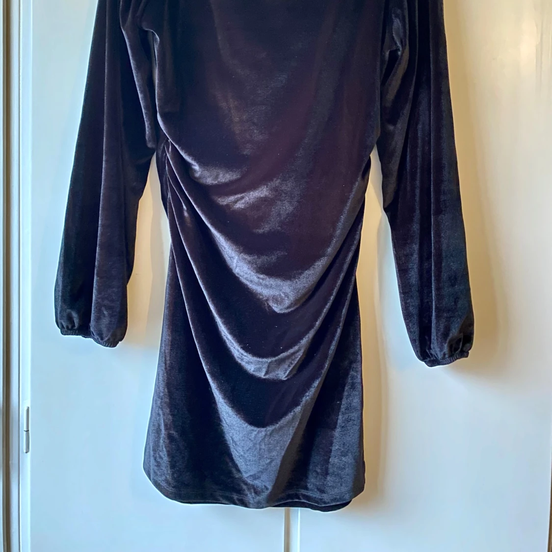 Svart sammetsklänning - 91