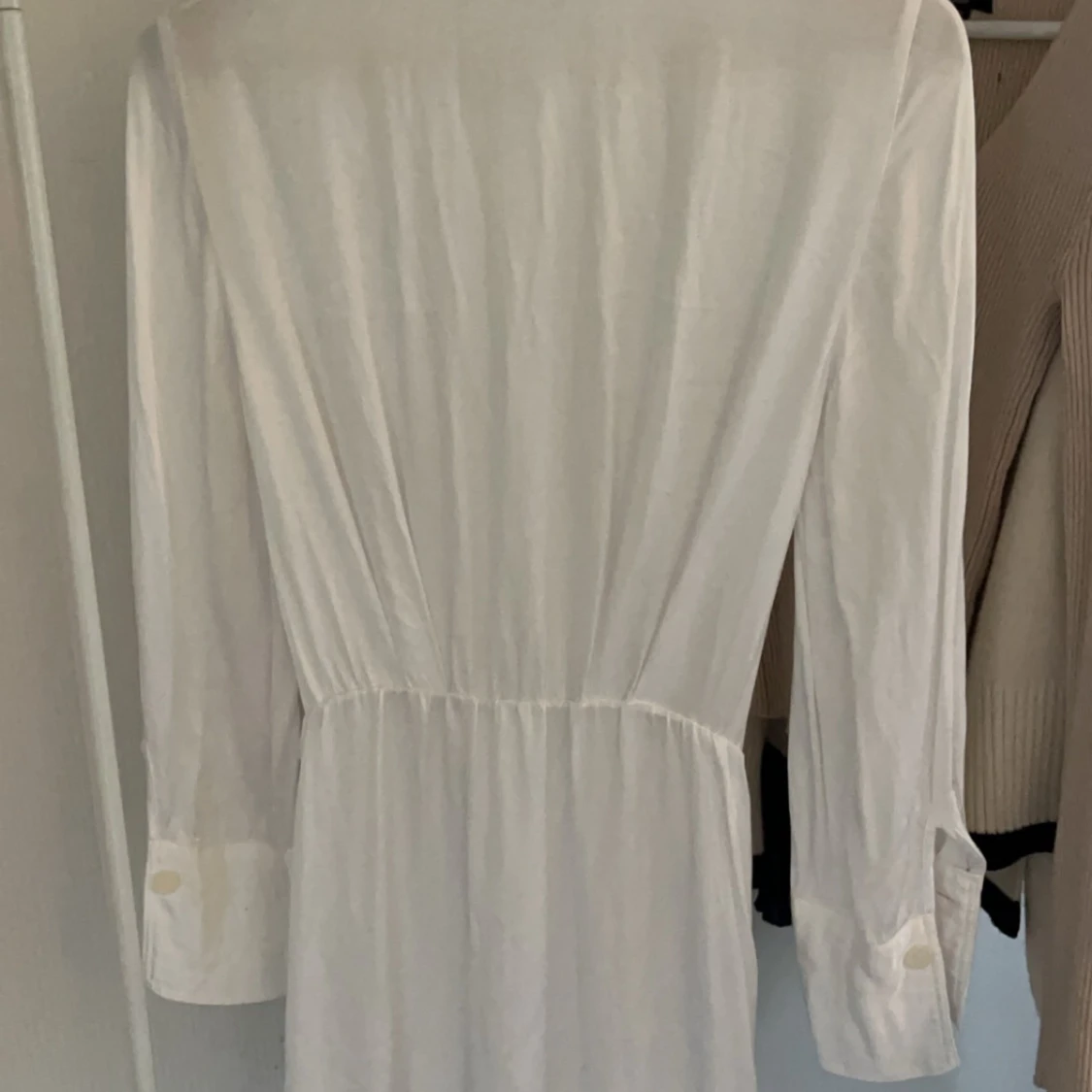 Vit omlottklänning från Zara - 91