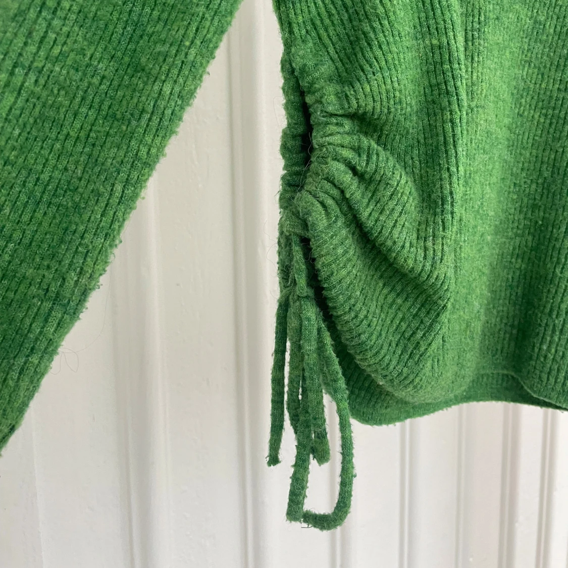 Jättefin ribbstickad tröja🤍 - 90