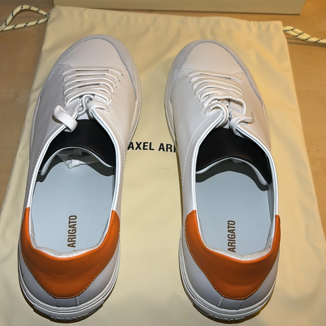 Axel Arigato skor  - 93