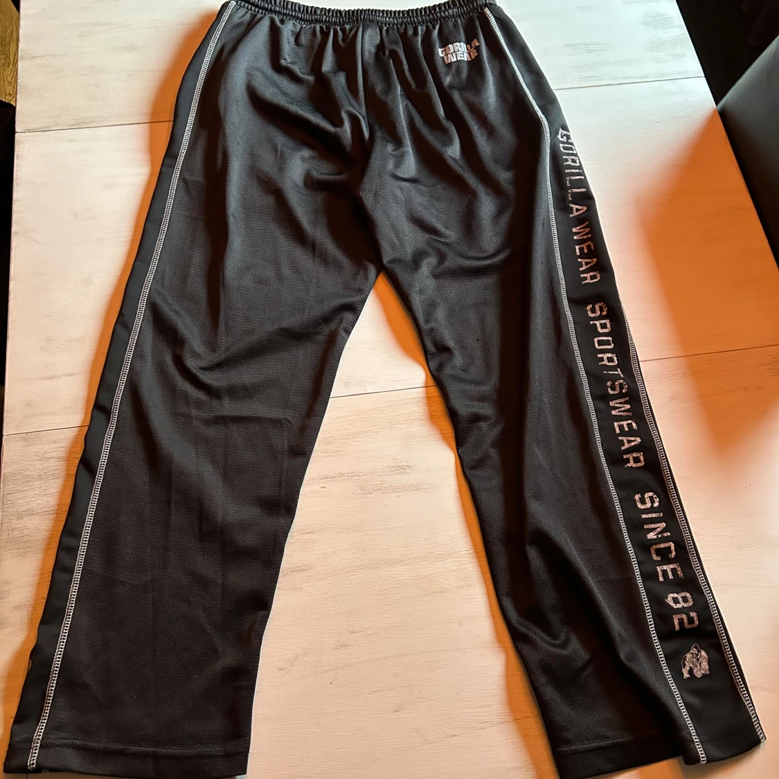 Gasp-och Gorilla Wear byxor - 92