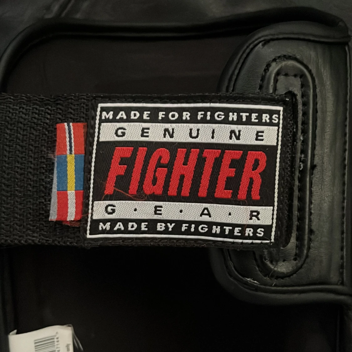 Svarta benskydd från Fighter - 92