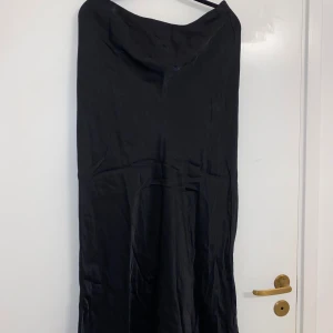 Satin kjol - Satinkjol från hm