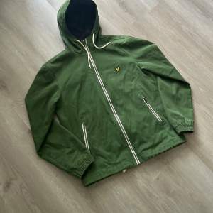 Lyle and scott jacket   Size s