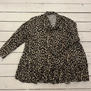 Blus/Klänning - Blus/klänning i leopardmönster. Strl XS. Från Zara. 