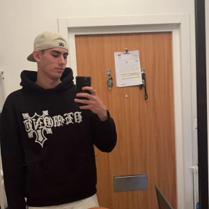 Yankees Fitted Cap - NY Fitted Cap knappt använd Storlek 7 1/8