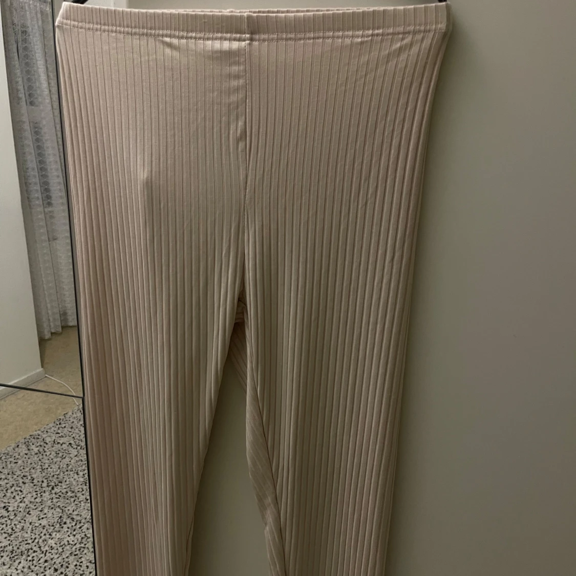 Beige ribbade leggings - 2