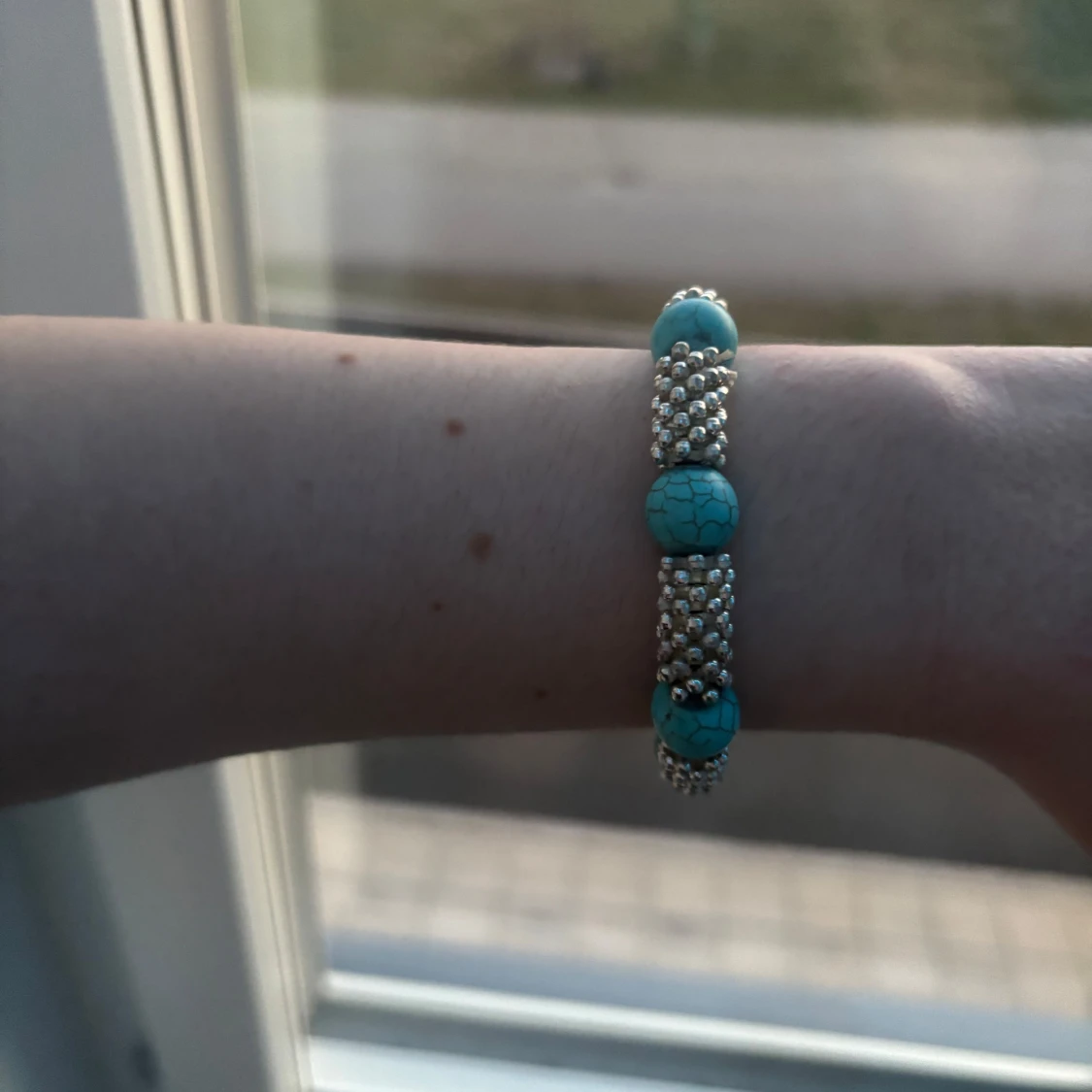 Turkost och silverfärgat armband - 2