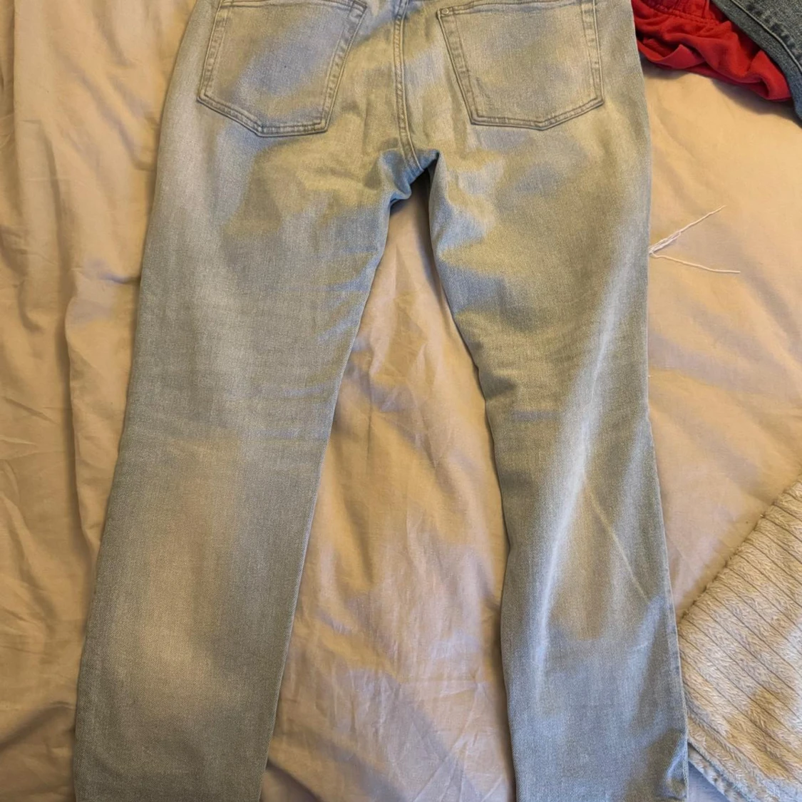 Ljusa jeans från H&M - 1