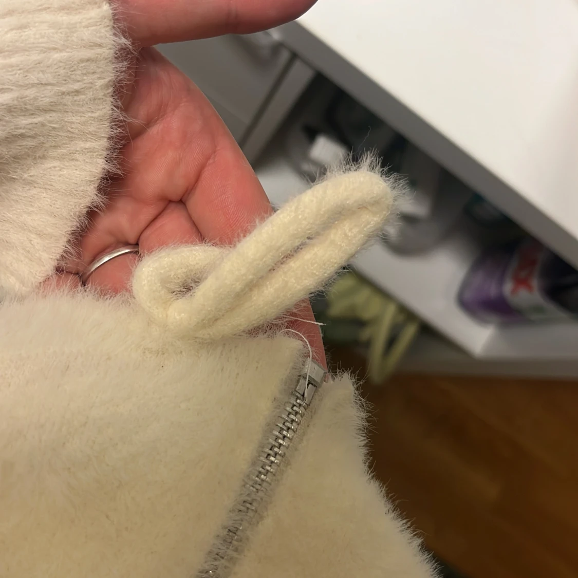 Vit hoodie med dragkedja - 2