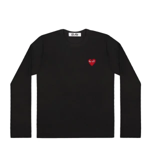 Cdg play tröja - Super fin långärmad tröja från cdg play. Tyvärr inte fått mycket användning för den så i mycket bra skick. Köpt på NK för 1000 kr. 